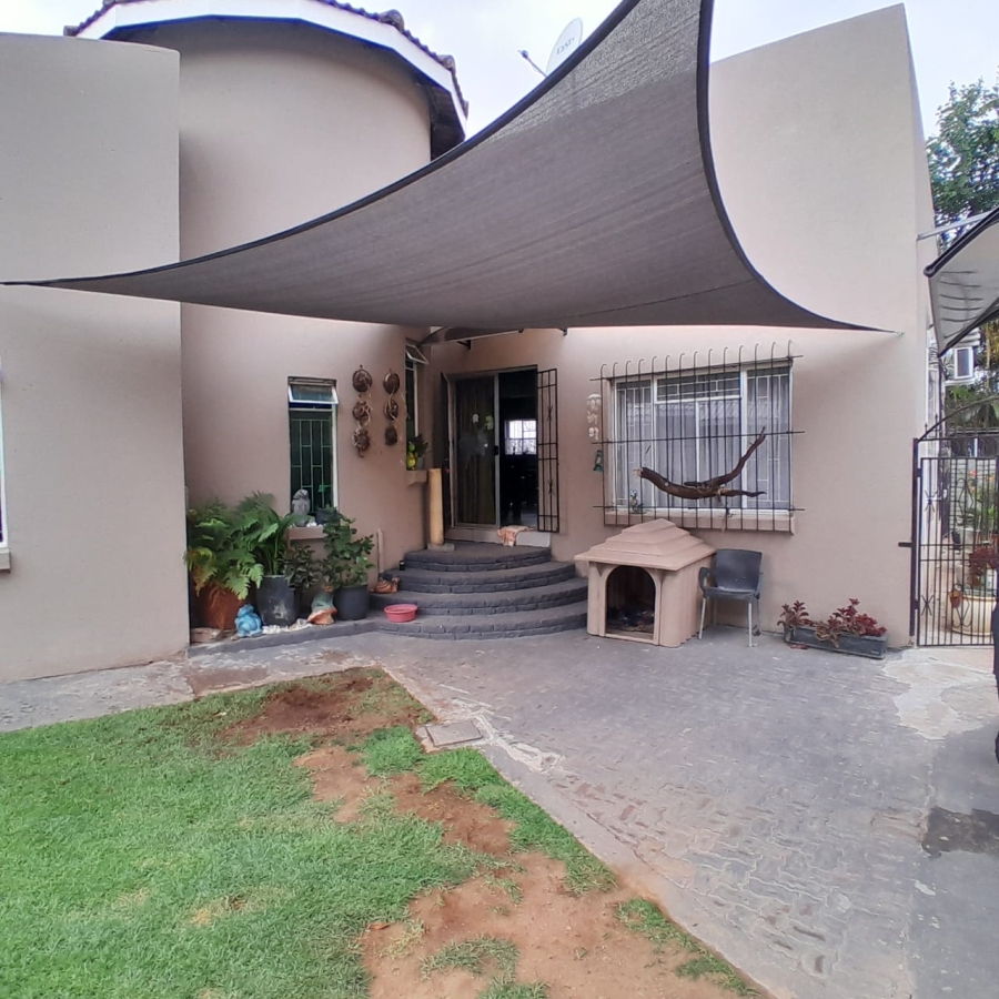 3 Bedroom Property for Sale in Bodorp North West